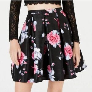 Sequin Hearts Floral Black Zippered Pleated Skirt Junior's Size 11